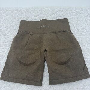 NVGTN CONTOUR SHORTS